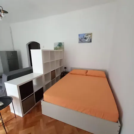 Lola Apartament